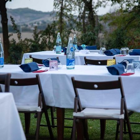 Recchi Franceschini Bike Hotel Last - Minute - Availability Montalto delle Marche Eksteriør billede