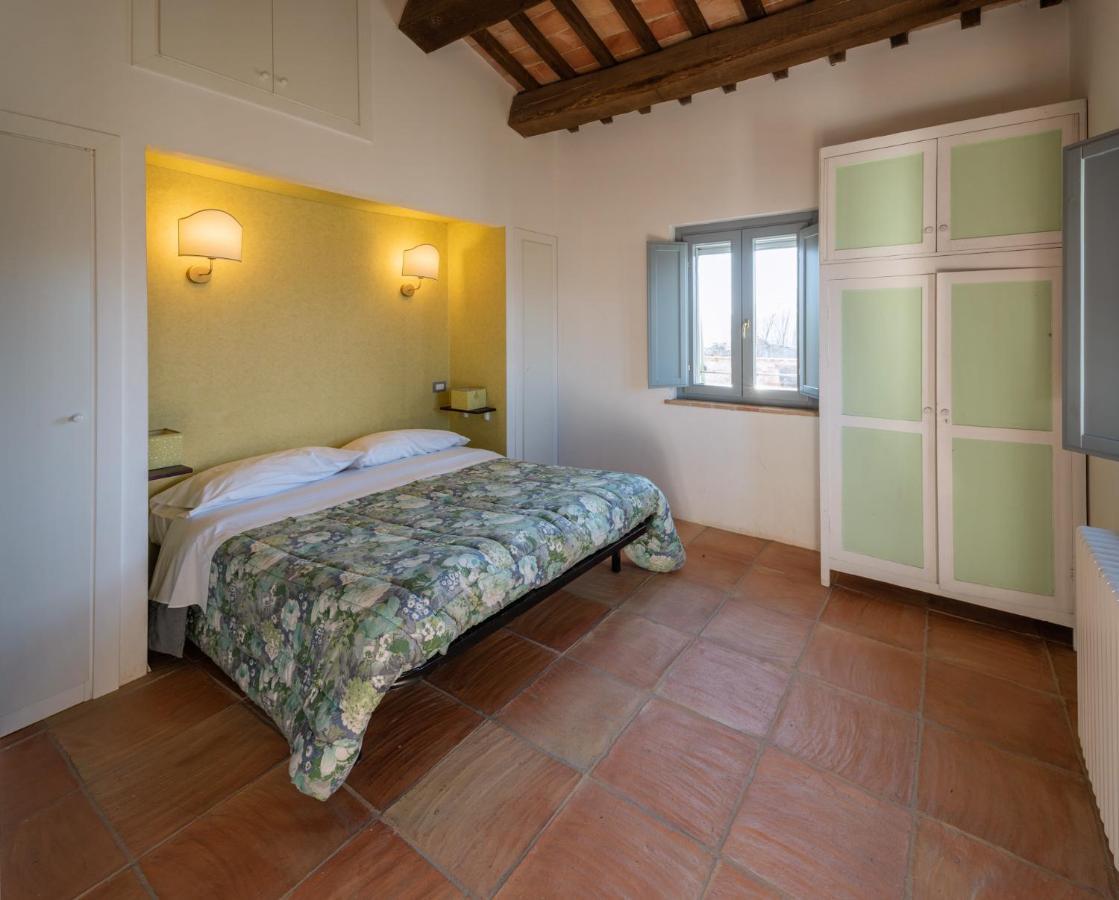Recchi Franceschini Bike Hotel Last - Minute - Availability Montalto delle Marche Eksteriør billede